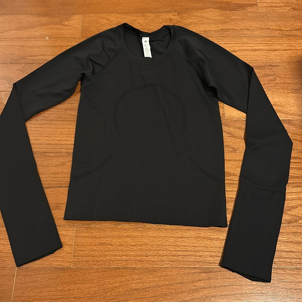 Lululemon swiftly long sleeve top